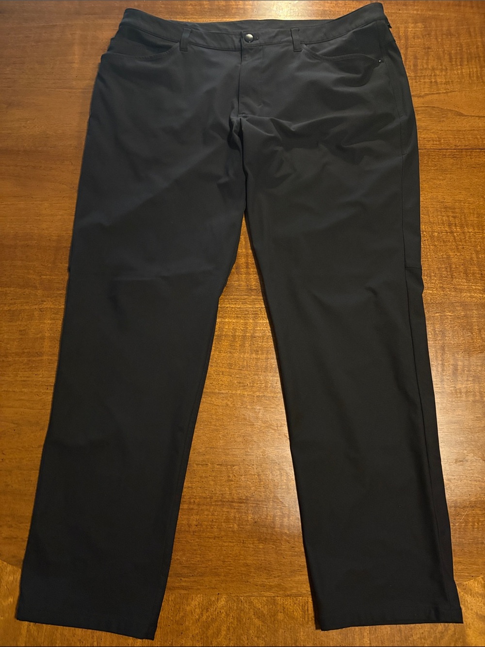♥️ Lululemon 🍋 Black Men's Straight Chinos